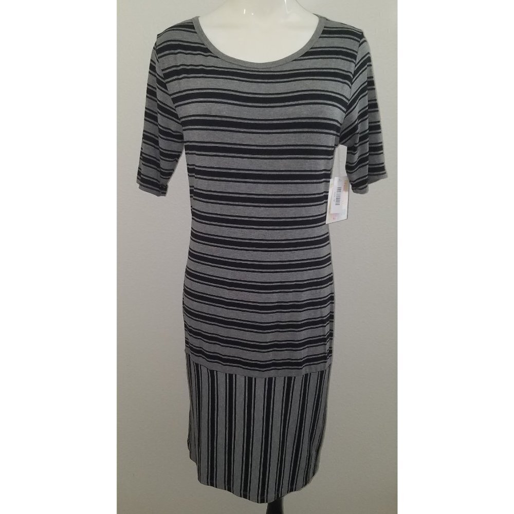 NWT LulaRoe Julia Dress Size Medium Black Gray Stripes Horizontal Vertical